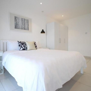 EBS LEGENDS EDMUND ONE BEDROOM DUPLEX
